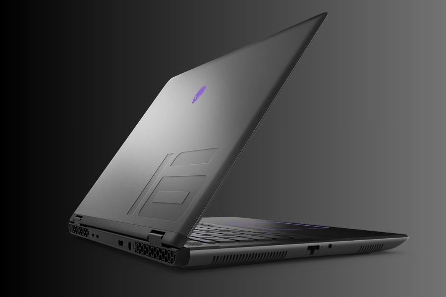Dell Alienware m16 R2 (16", 16GB RAM, 512GB SSD, Dark Metallic Moon)