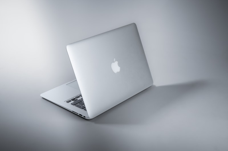 Acer Swift Go 14 (14", 8GB RAM, 256GB SSD, Pure Silver)