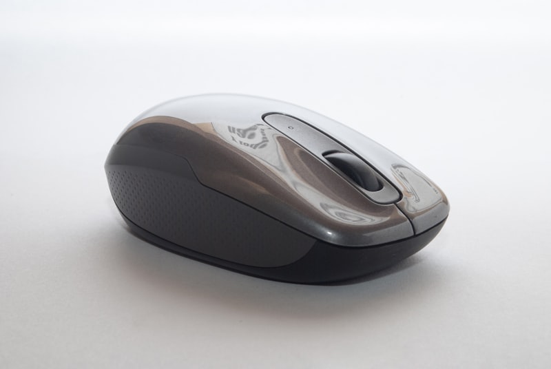 Corsair Dark Core RGB Pro Wireless Mouse (Black)